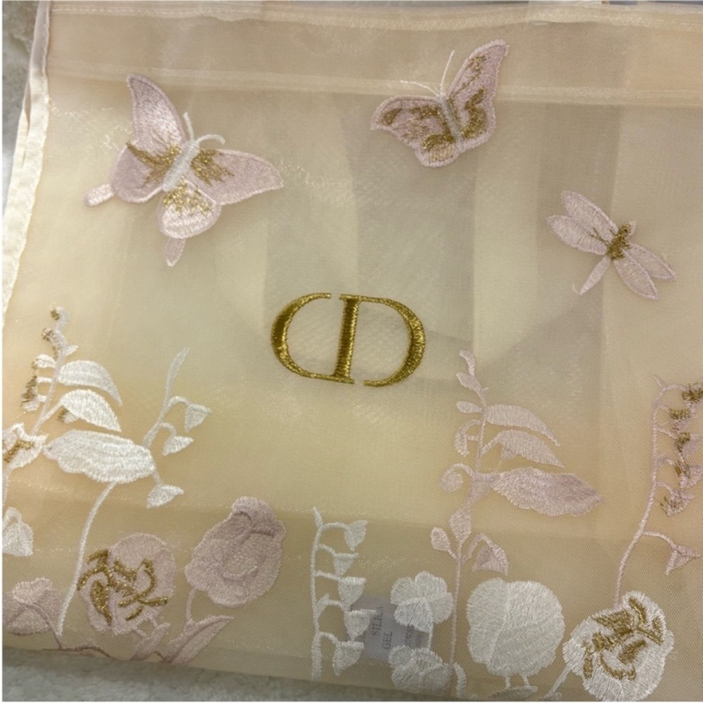 Dior gift Mesh Embroidered Tote - Picture 7 of 10